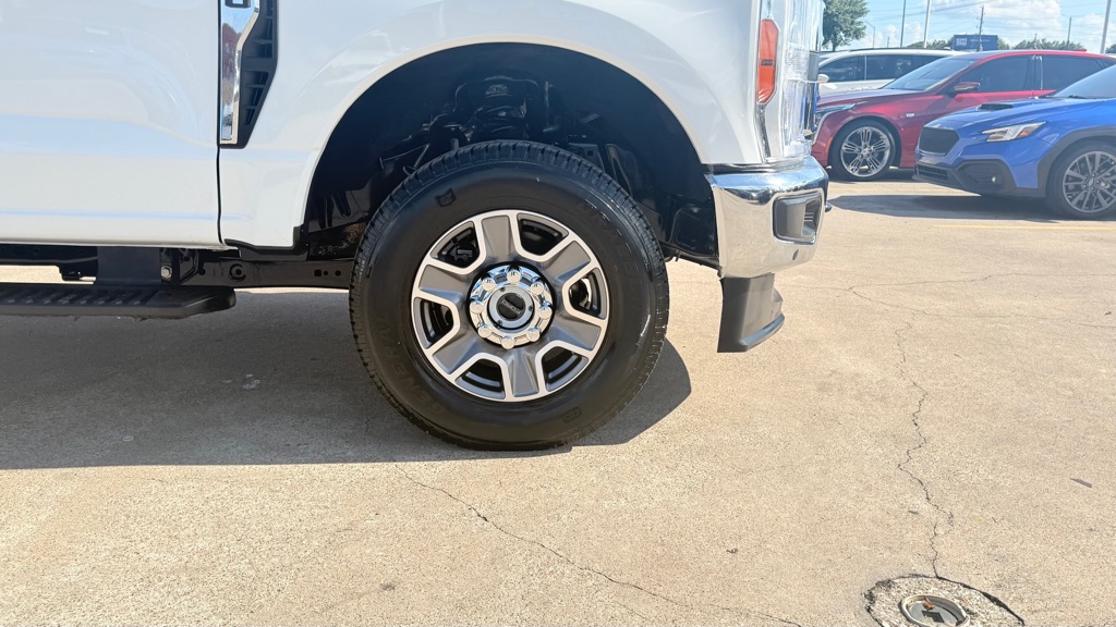 Photo 9 of this FORD F-250 SUPER DUT