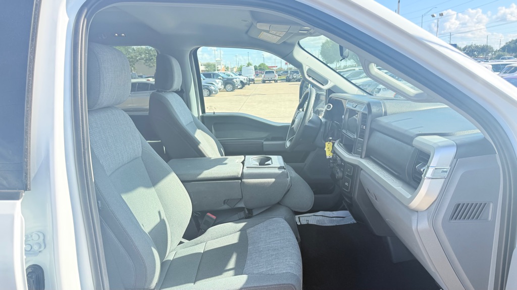 Photo 18 of this FORD F-250 SUPER DUT