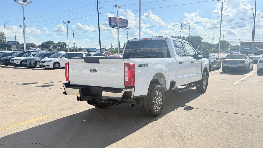 Photo 7 of this FORD F-250 SUPER DUT