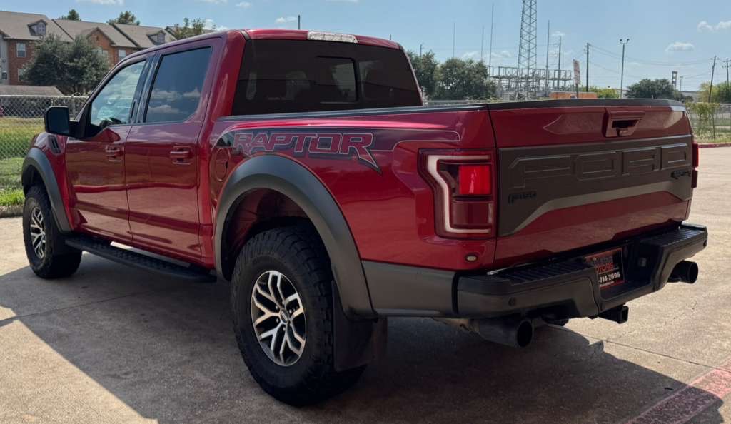 Photo 3 of this FORD F-150