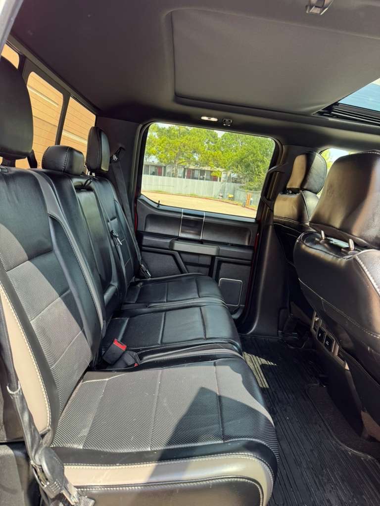 Photo 10 of this FORD F-150