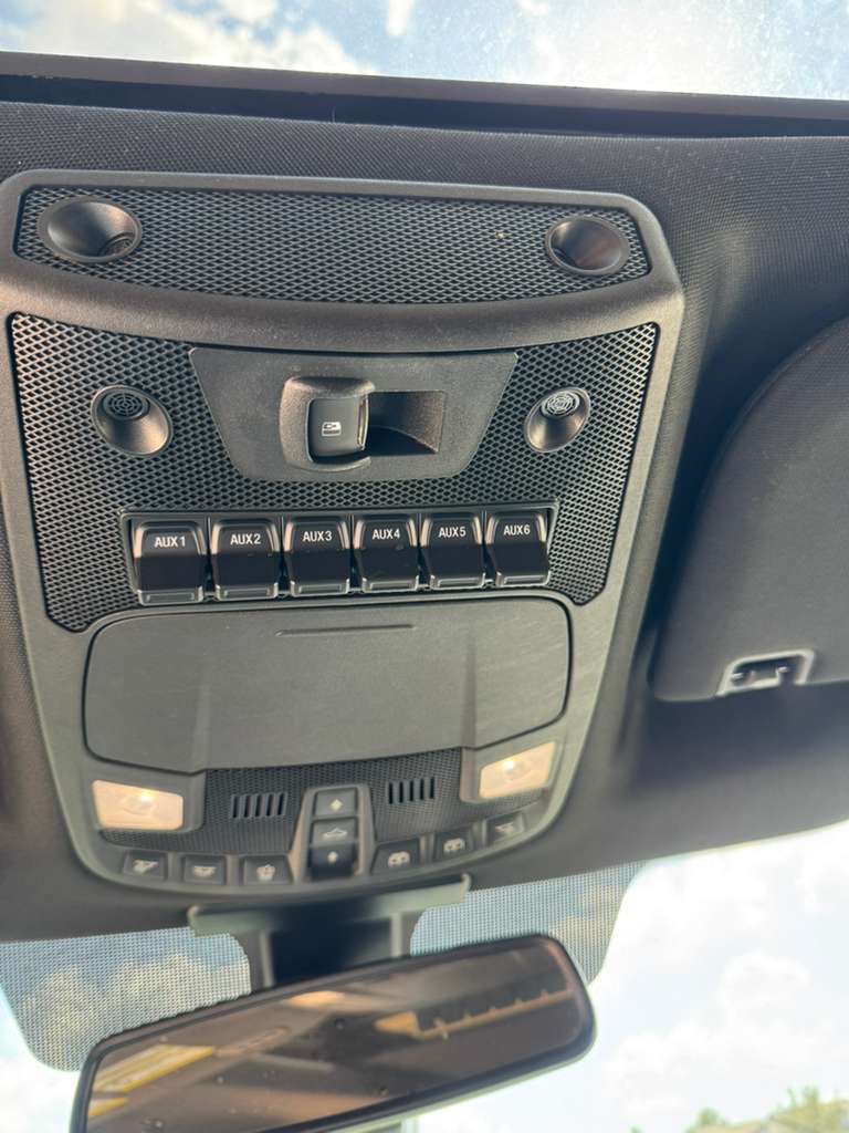 Photo 17 of this FORD F-150