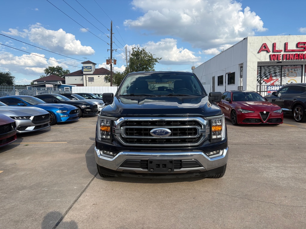 Photo 2 of this FORD F-150