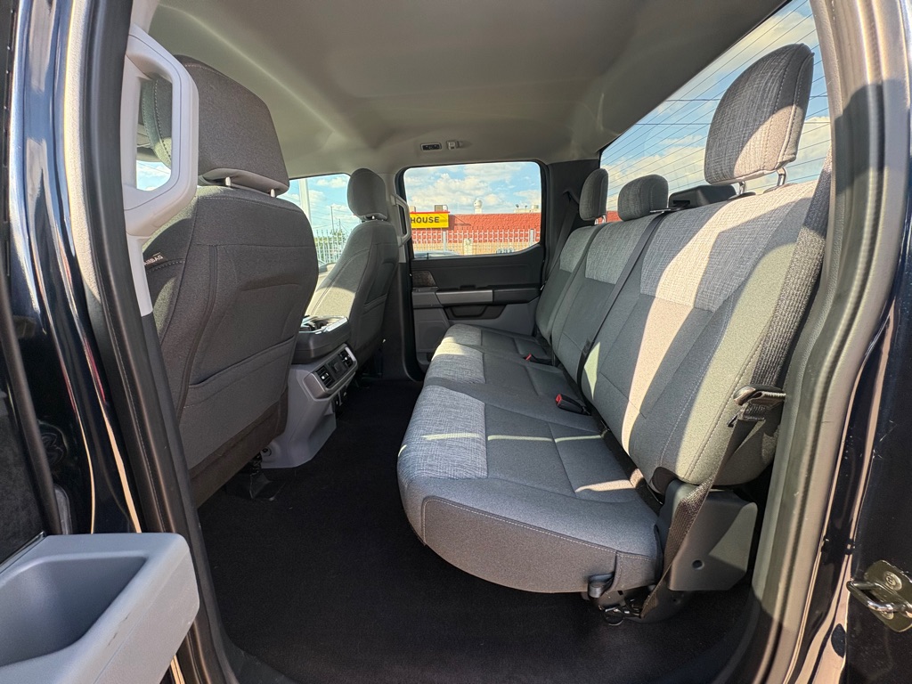 Photo 11 of this FORD F-150