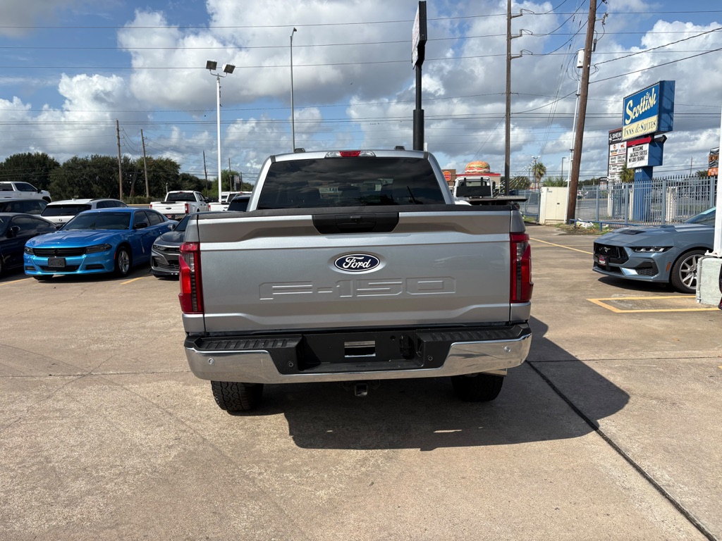 Photo 6 of this FORD F-150