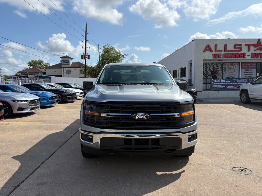 Photo 2 of this FORD F-150