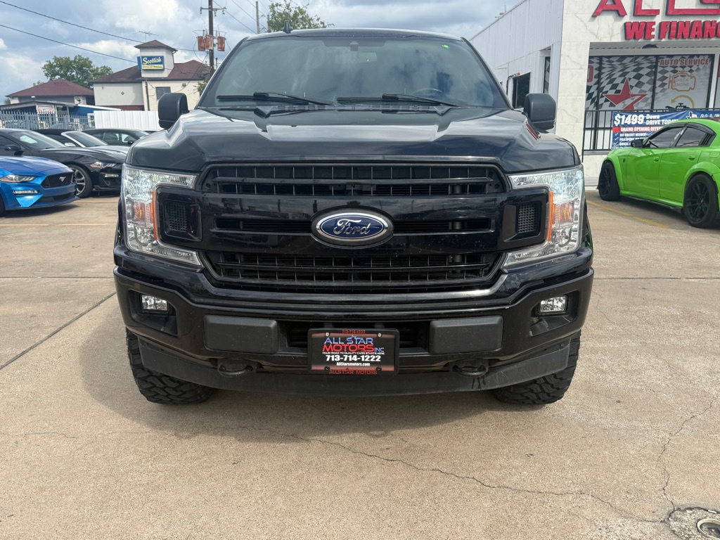 Photo 2 of this FORD F-150