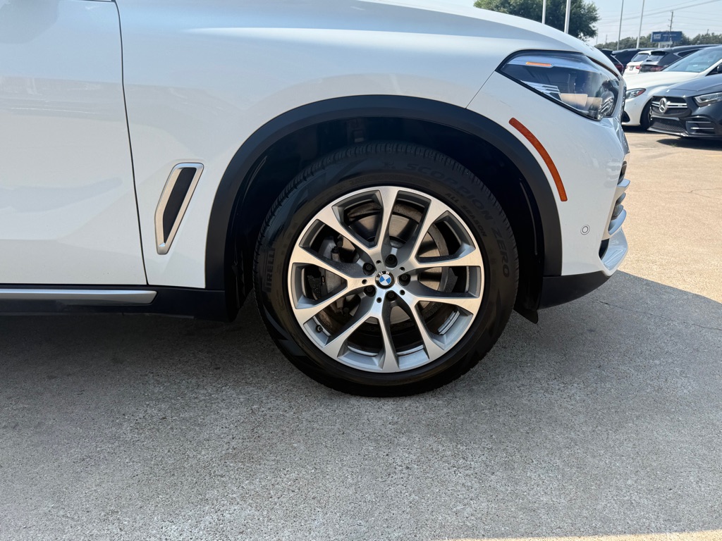 Photo 9 of this BMW X5