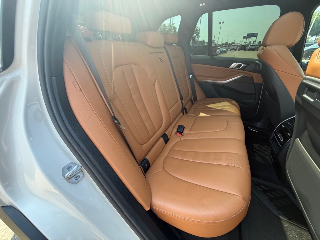 Photo 18 of this BMW X5