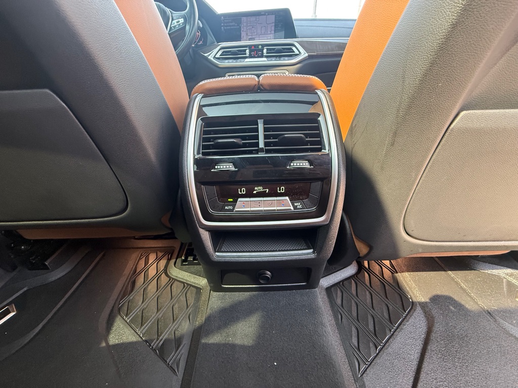 Photo 19 of this BMW X5