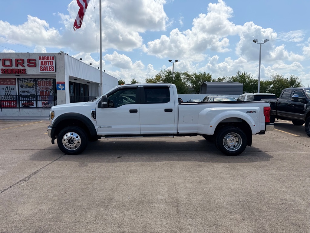 Photo 5 of this FORD F-450 SUPER DUT