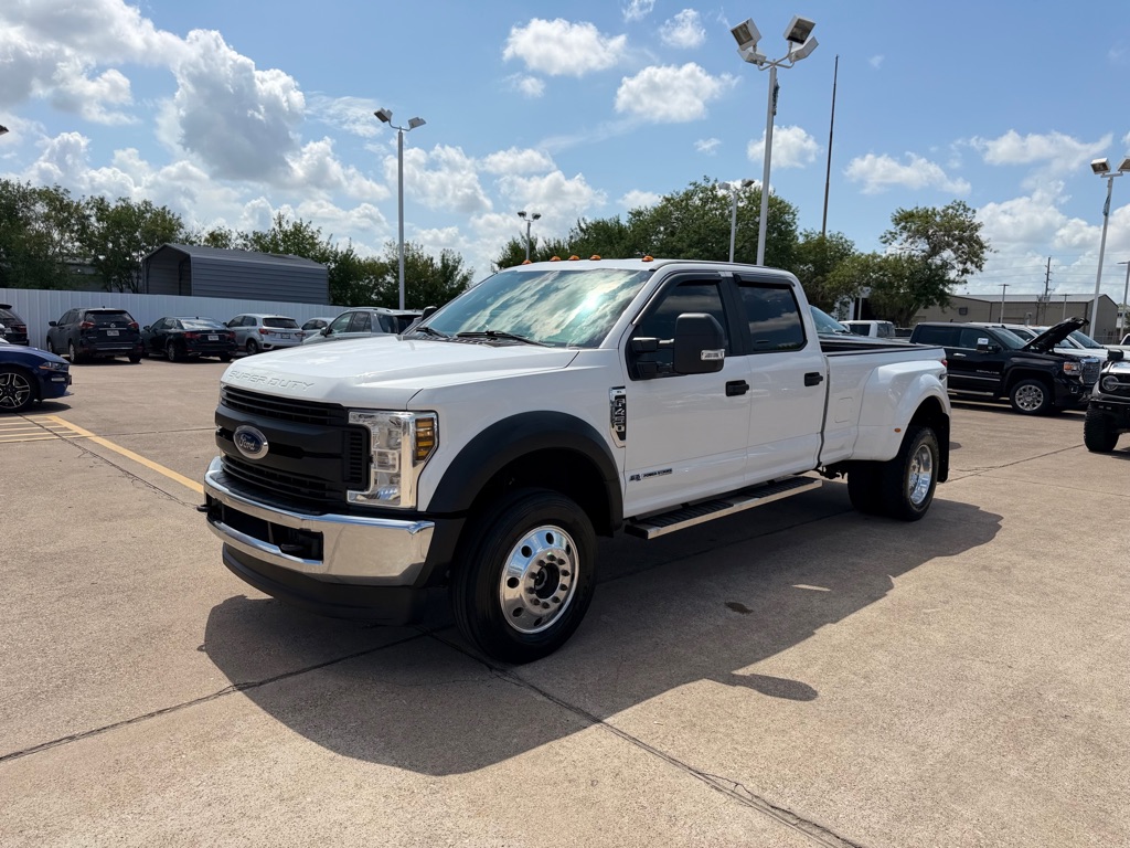Photo 3 of this FORD F-450 SUPER DUT