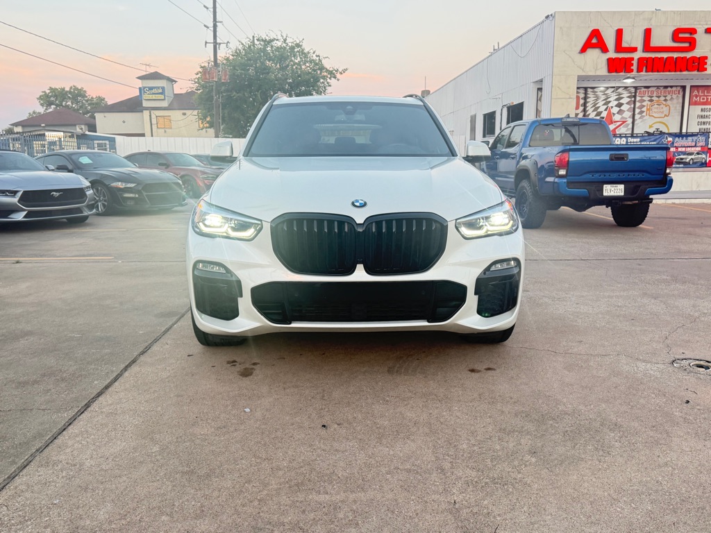 Photo 2 of this BMW X5