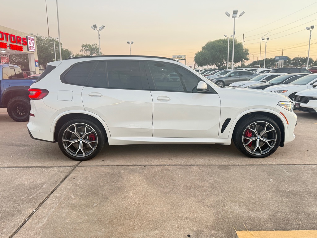 Photo 8 of this BMW X5