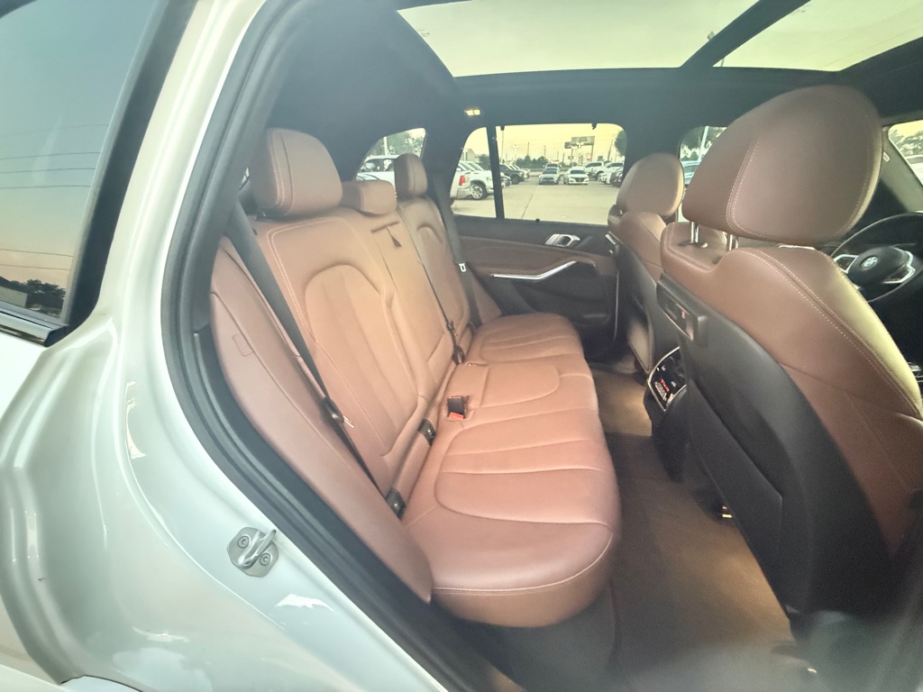 Photo 17 of this BMW X5