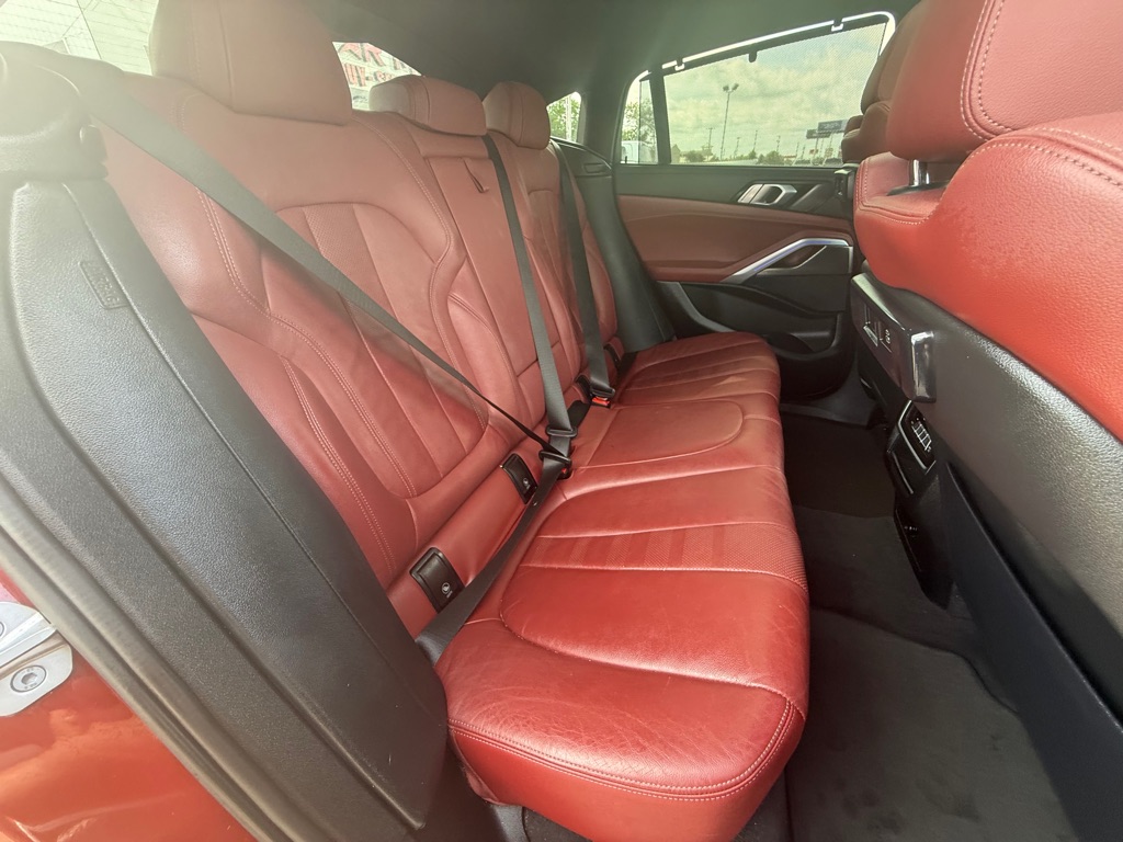 Photo 18 of this BMW X6