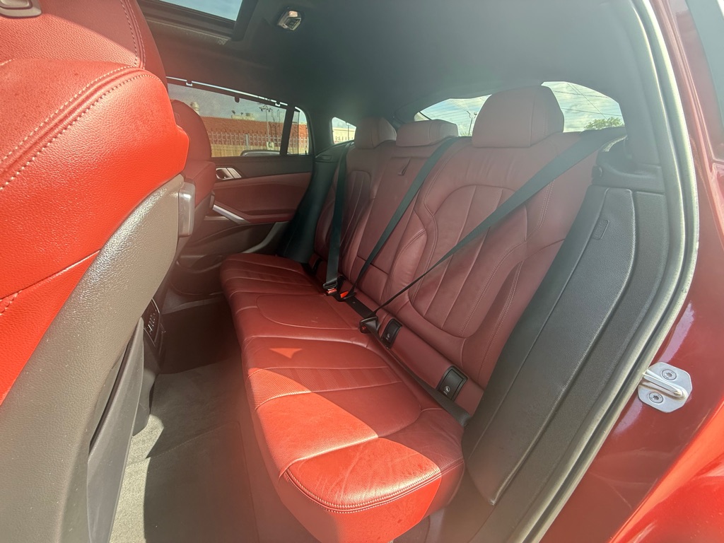 Photo 15 of this BMW X6