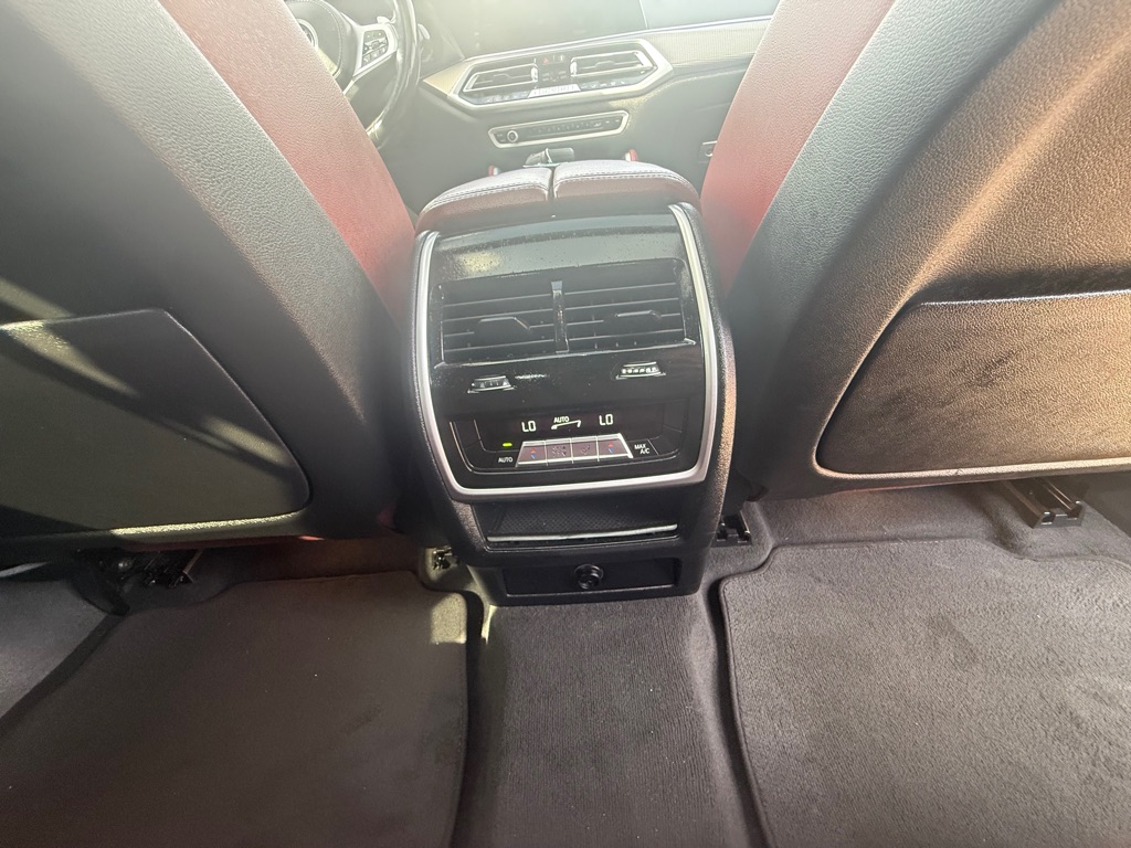 Photo 22 of this BMW X6