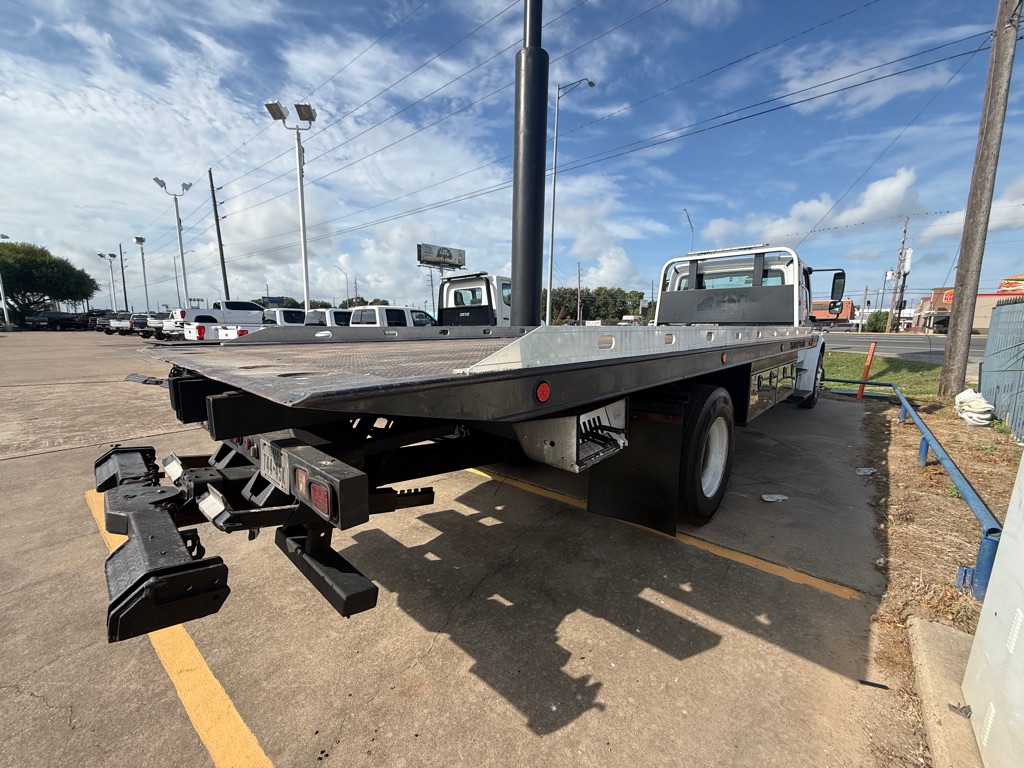 Photo 17 of this FREIGHTLINER TOW