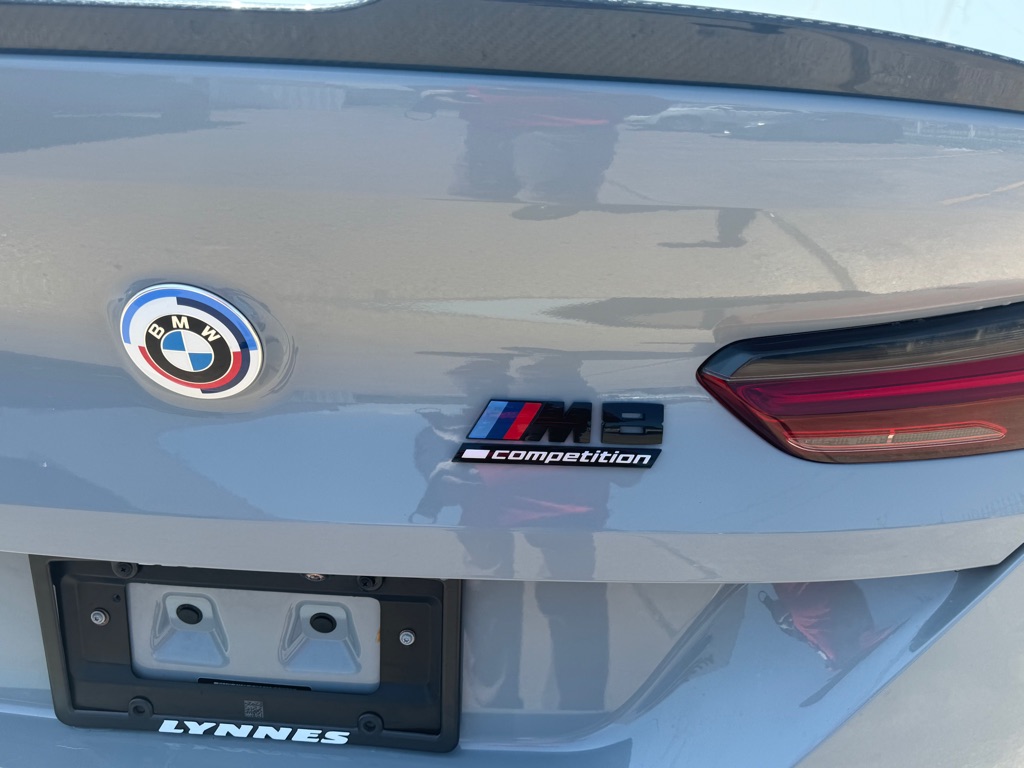 Photo 7 of this BMW M8