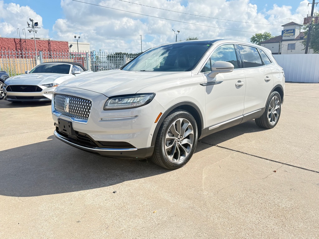 Photo 3 of this LINCOLN NAUTILUS