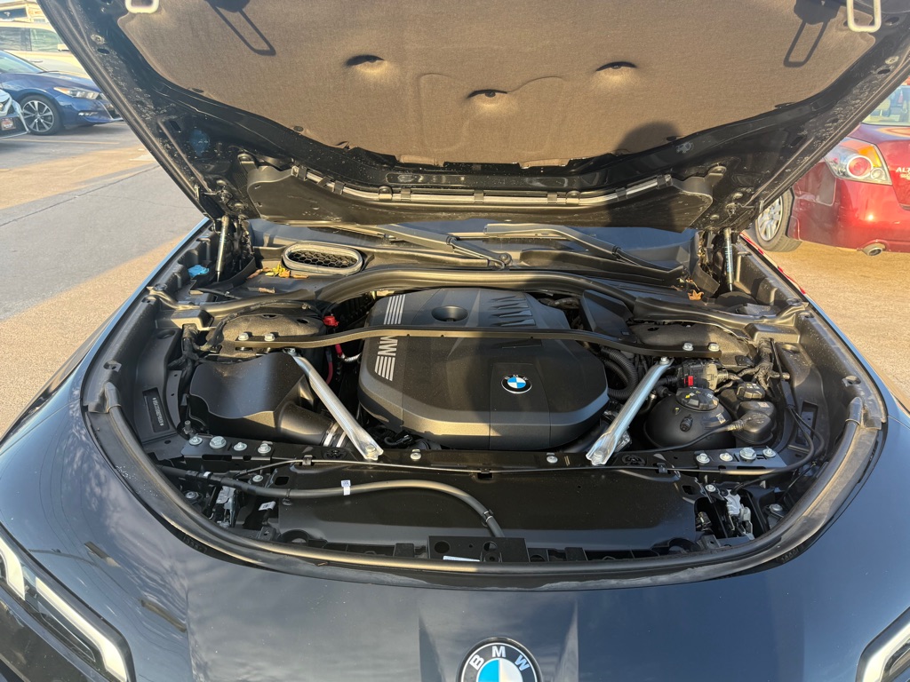 Photo 12 of this BMW 7 SERIES