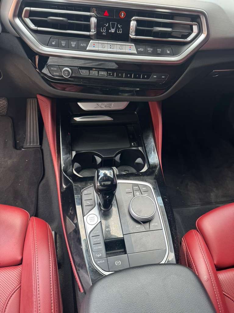 Photo 17 of this BMW X4