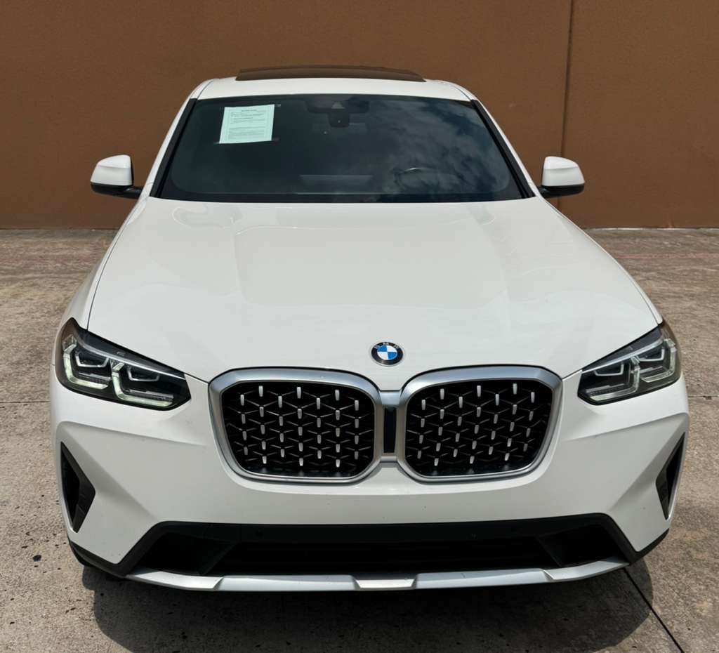 Photo 5 of this BMW X4