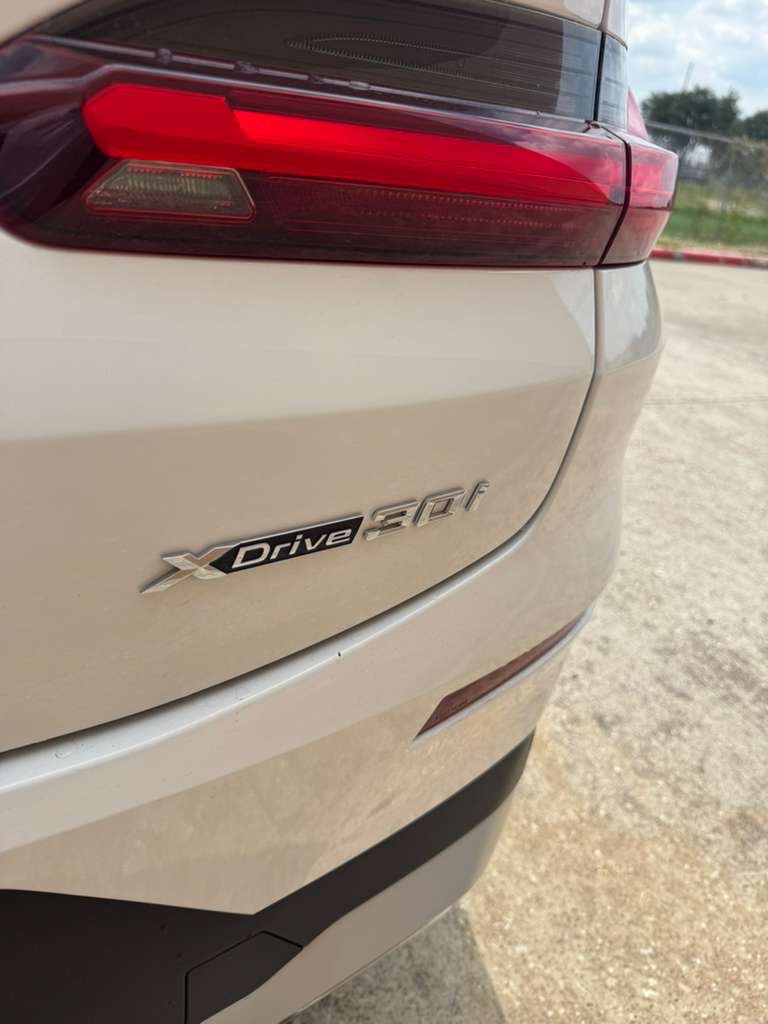 Photo 9 of this BMW X4