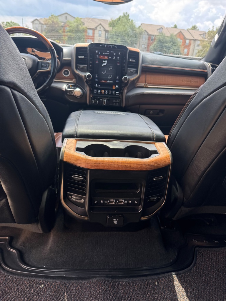 Photo 22 of this RAM 1500