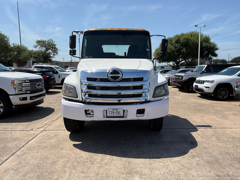 Photo 2 of this HINO 258/268