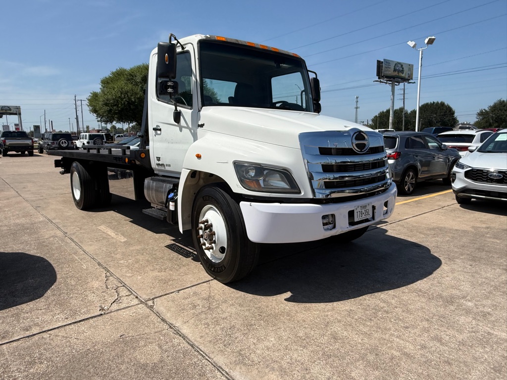 Photo 3 of this HINO 258/268