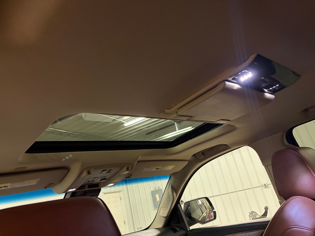 Photo 10 of this CADILLAC ESCALADE
