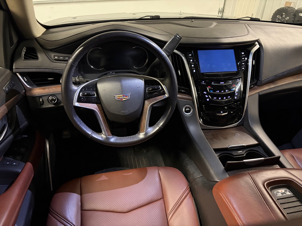 Photo 11 of this CADILLAC ESCALADE