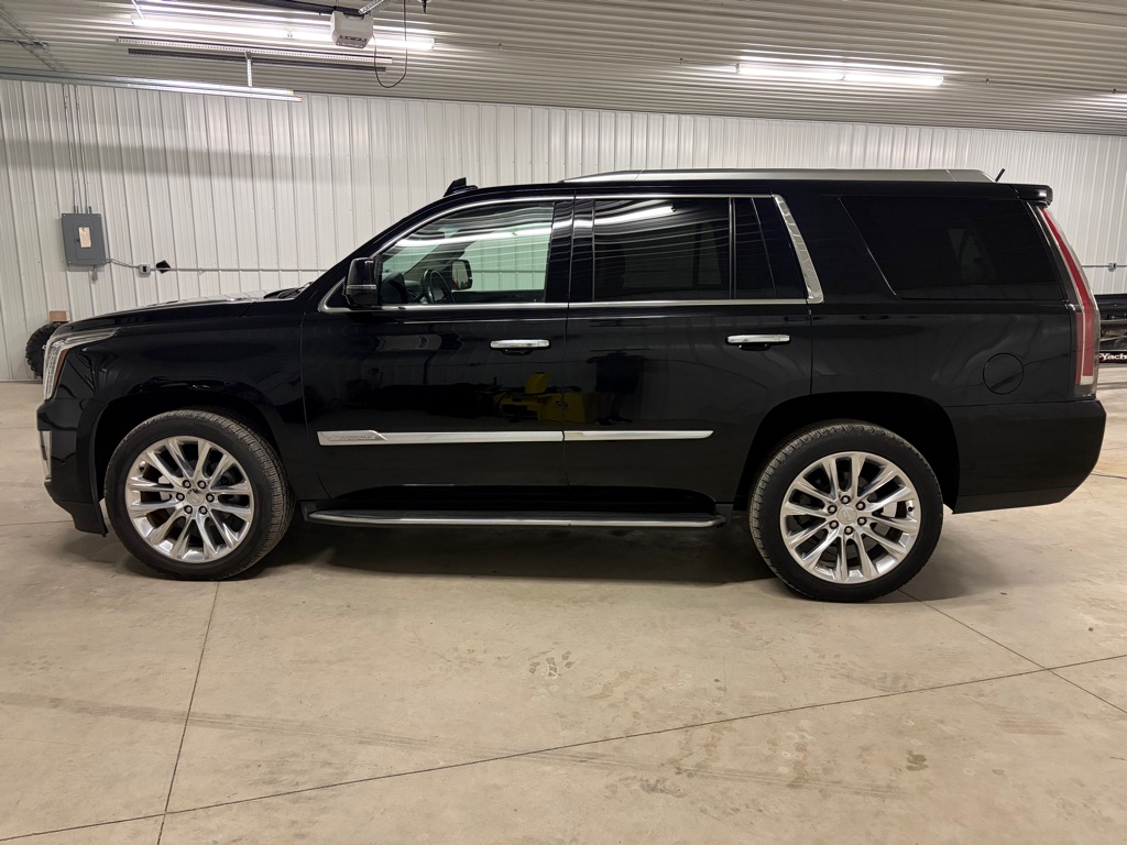 Photo 3 of this CADILLAC ESCALADE