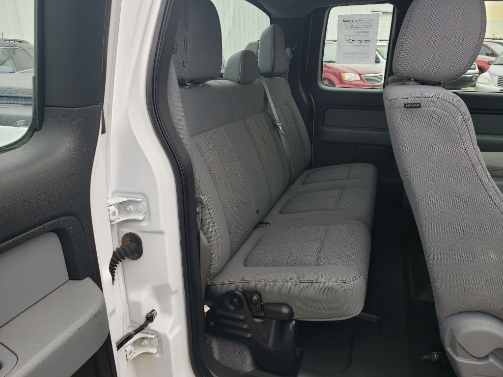Photo 9 of this FORD F150