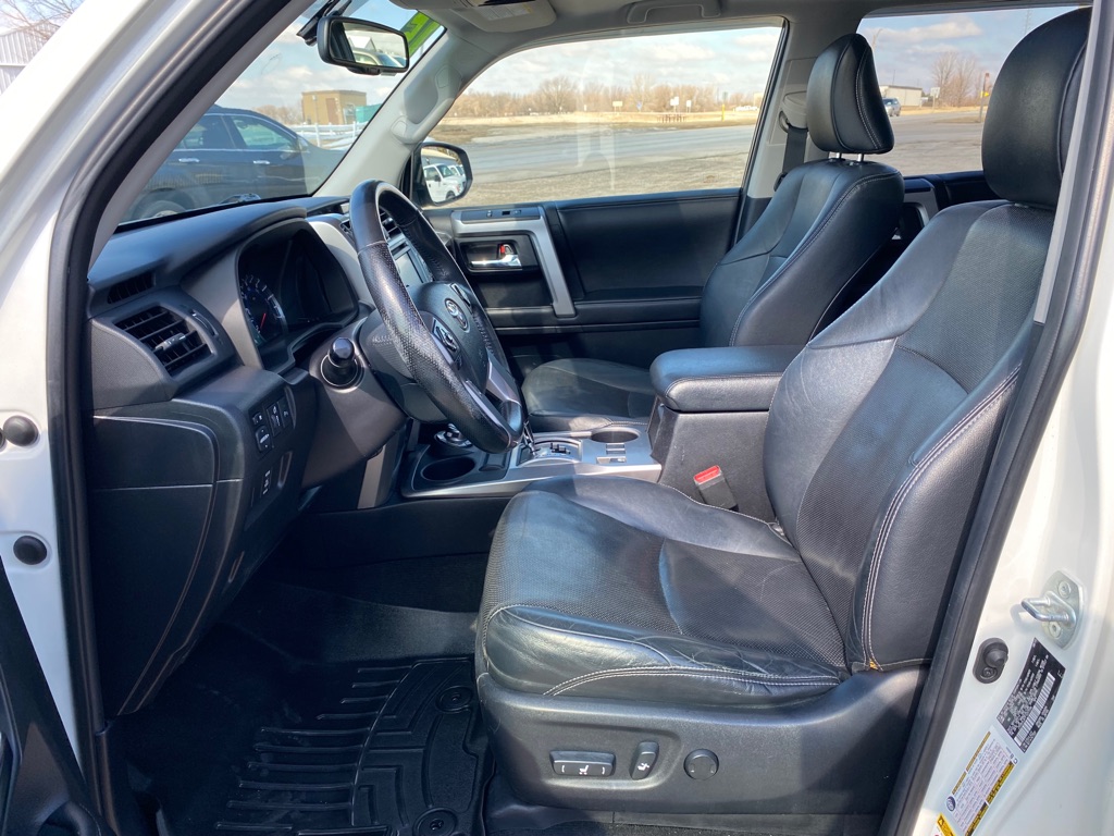 Photo 5 of this TOYOTA 4RUNNER