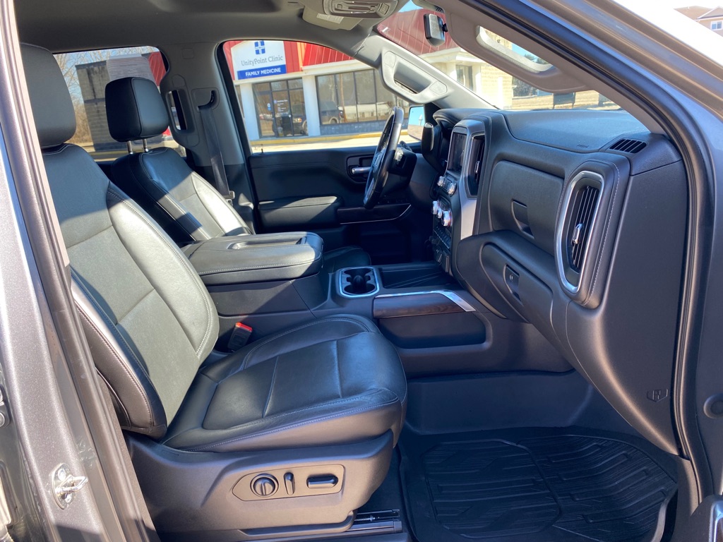 Photo 9 of this GMC SIERRA