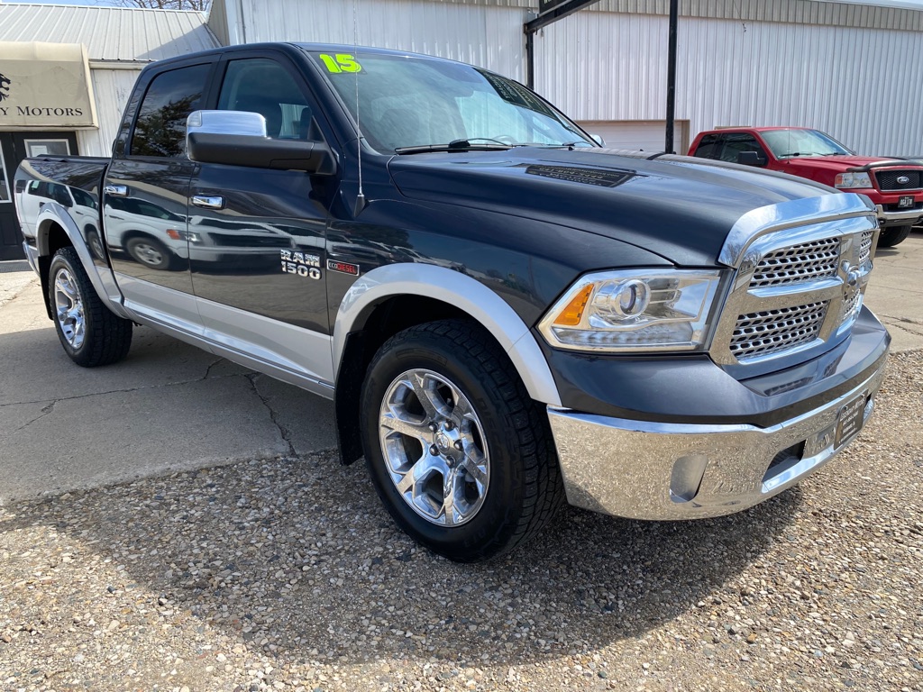 Photo 4 of this RAM 1500