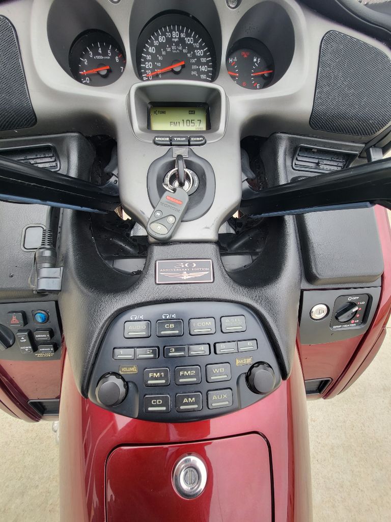 Photo 3 of this HONDA GL1800
