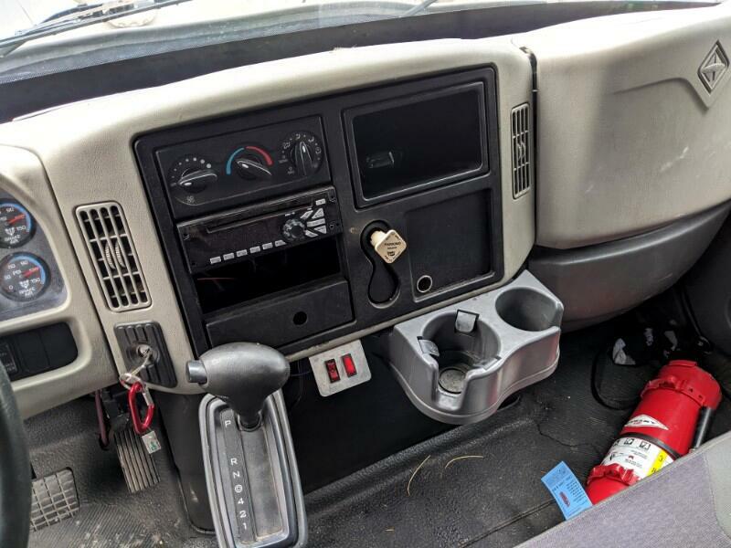 Photo 12 of this INTERNATIONAL 4300