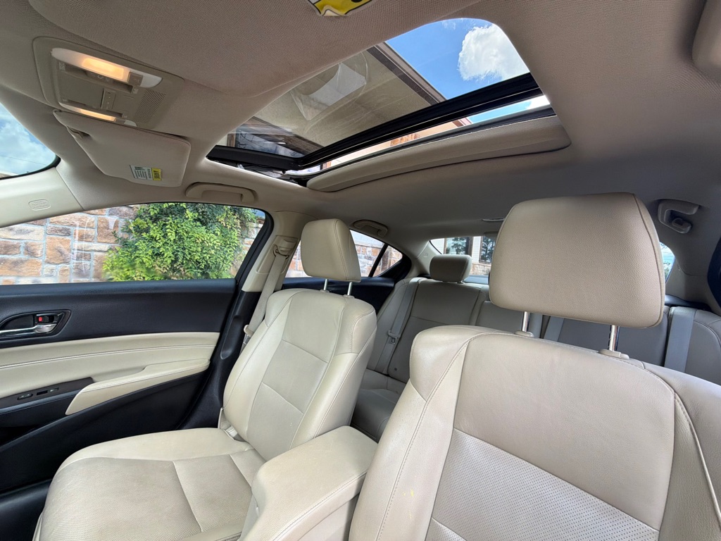 Photo 16 of this ACURA ILX