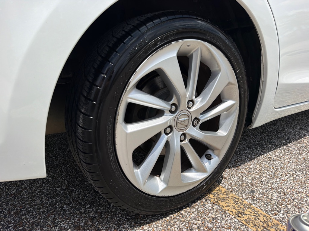Photo 9 of this ACURA ILX