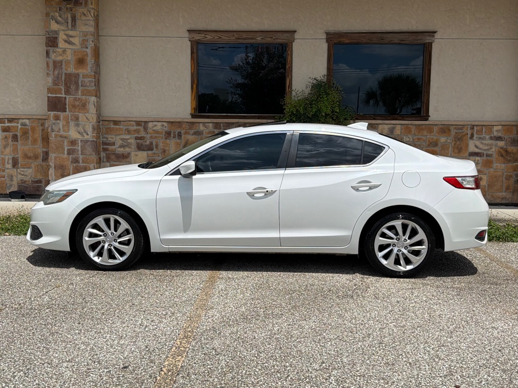 Photo 2 of this ACURA ILX