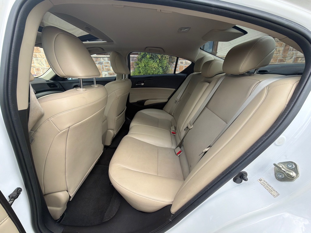 Photo 23 of this ACURA ILX