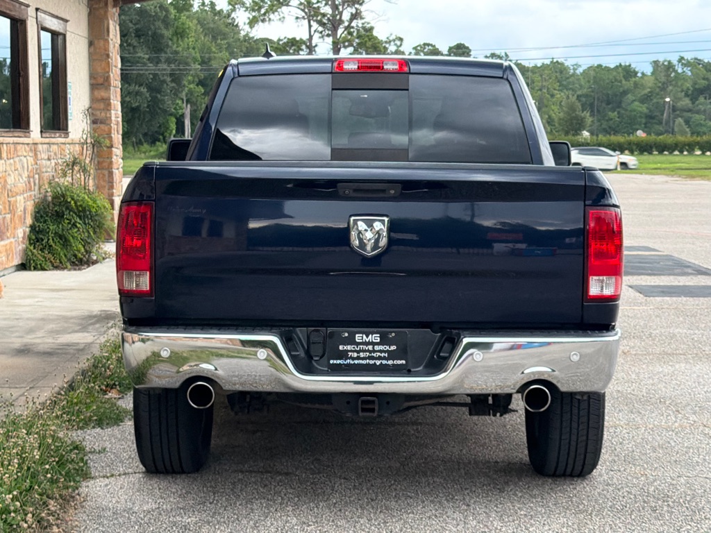 Photo 4 of this RAM 1500