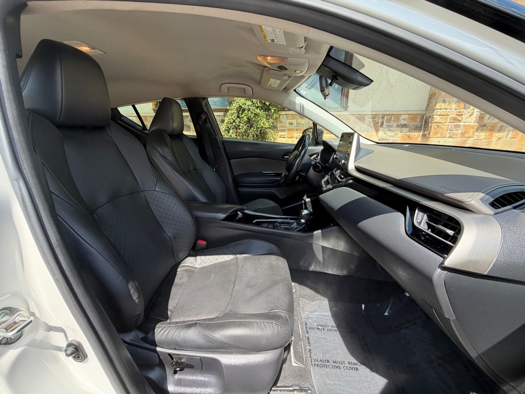 Photo 17 of this TOYOTA C-HR