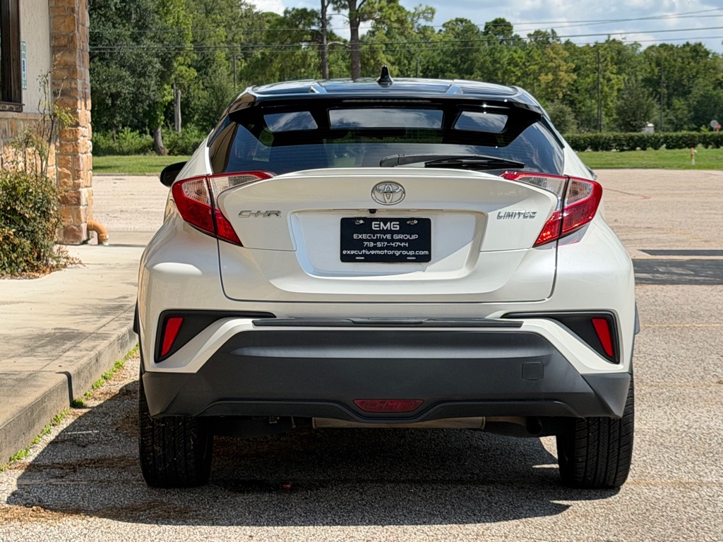 Photo 4 of this TOYOTA C-HR