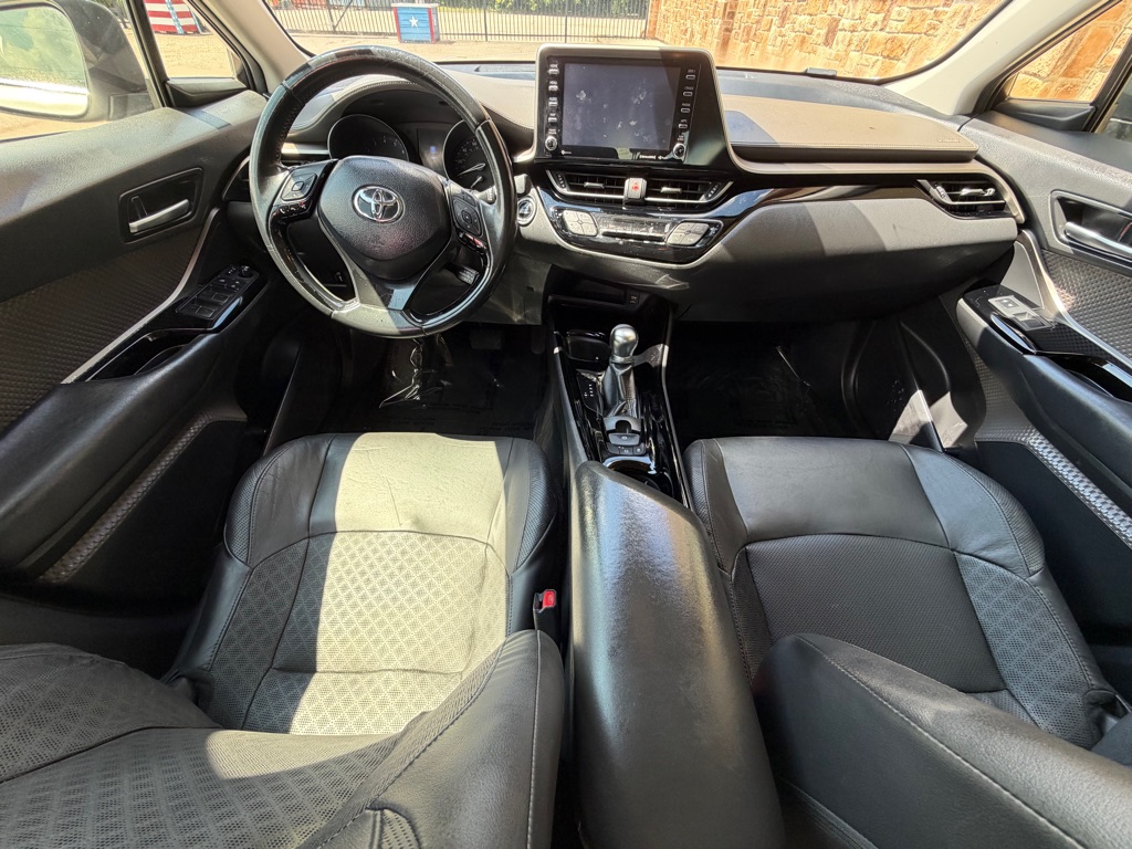 Photo 15 of this TOYOTA C-HR