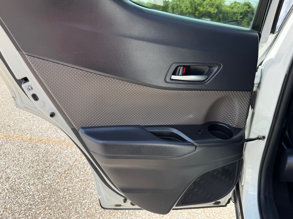 Photo 21 of this TOYOTA C-HR